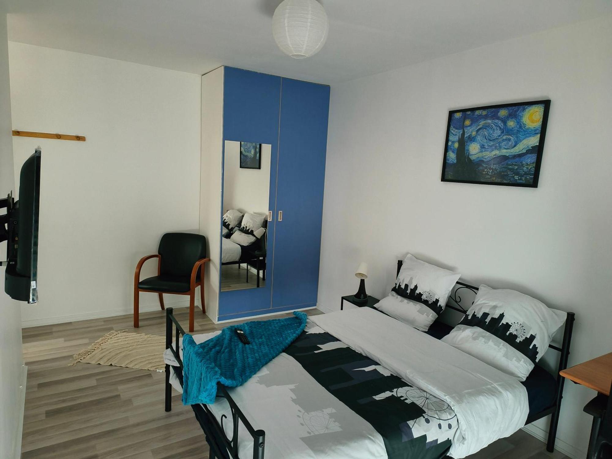 Privee Proche Stade De France Et Paris Dans Partage Homestay *